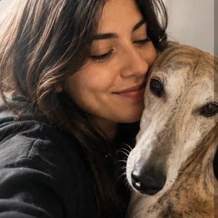 Perfil de macarena H.